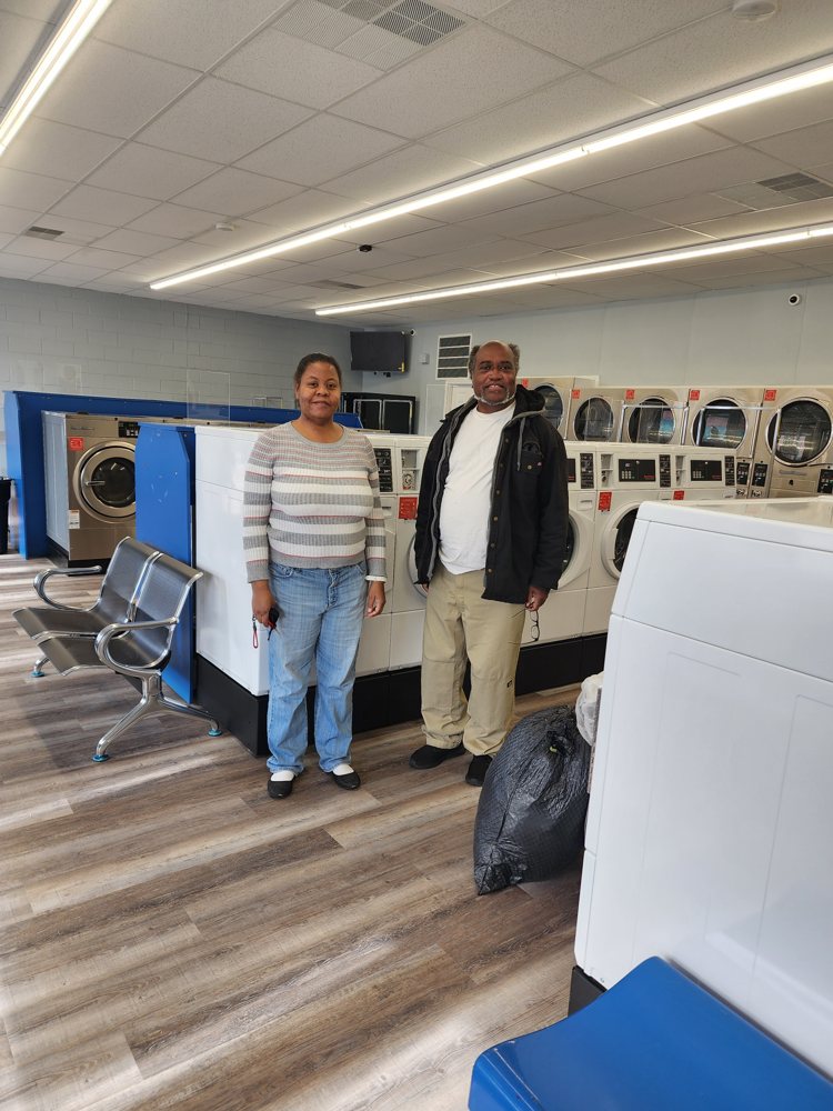 Sudz City Laundry facility photo 6